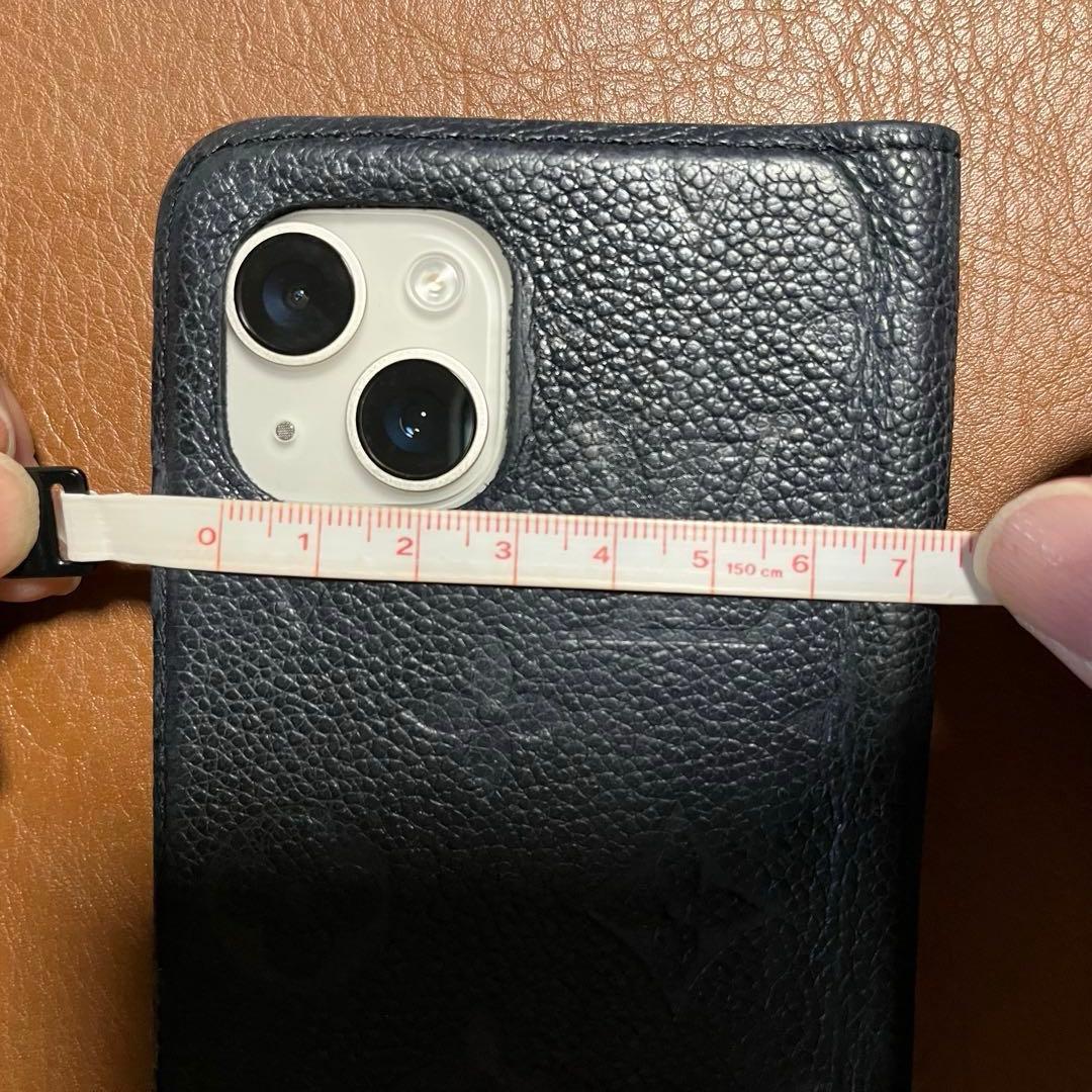 Louis Vuitton ネイビーレザー 手帳型ケース iPhone13/14