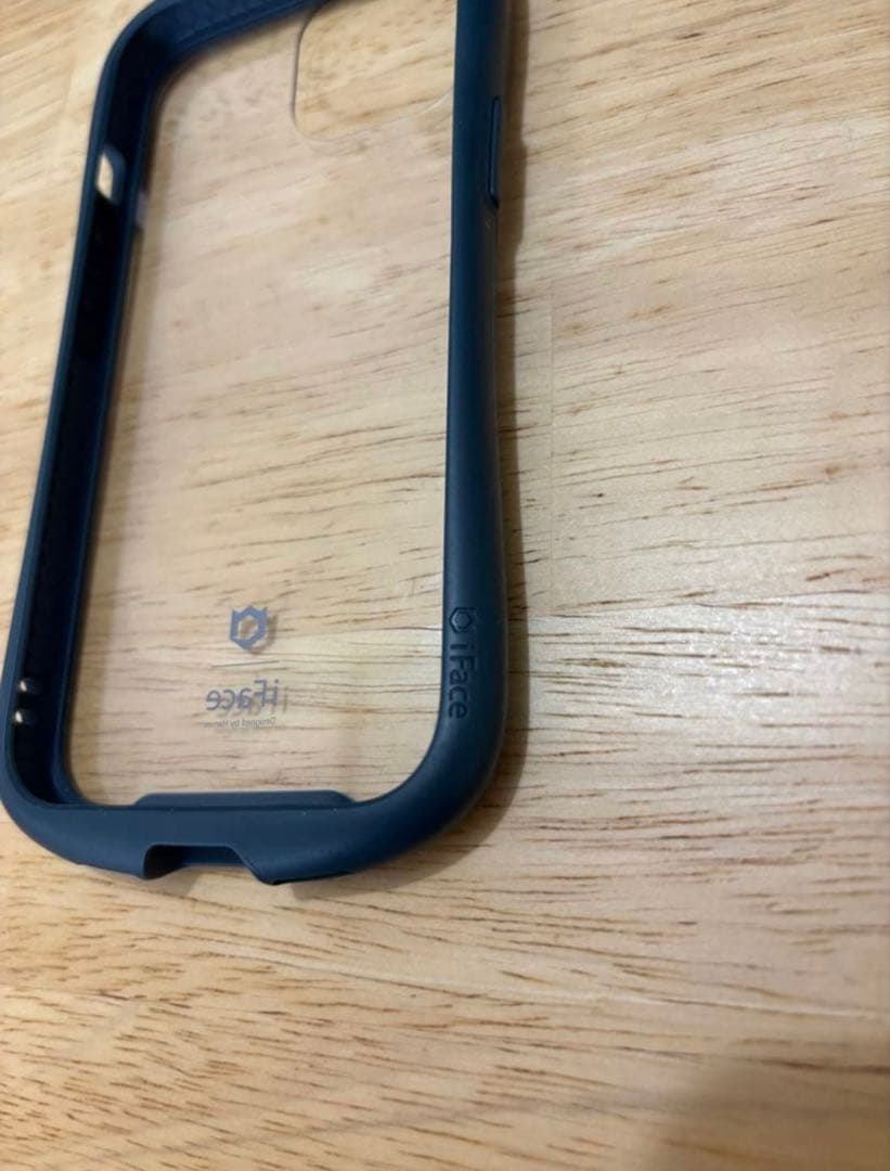 Apple iPhone 15 ホワイト 本体 バッテリー100%