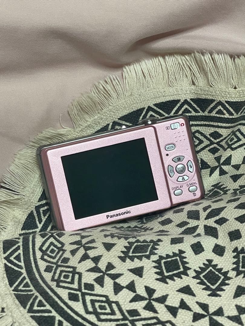 LUMIX コンパクトデジタルカメラピンク