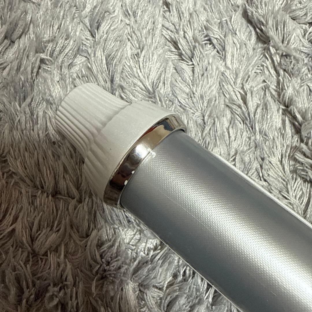 『金額変更しました』^_^リファカールヘアアイロン ホワイト　32ミリ