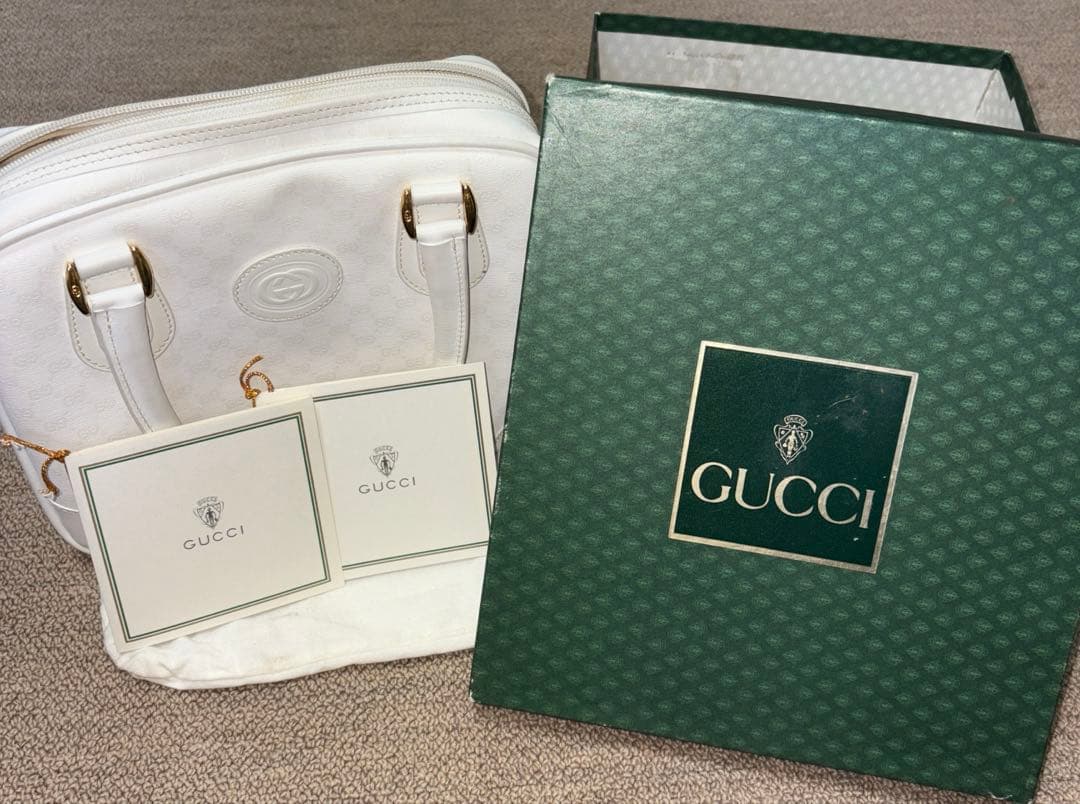 GUCCI ハンドバック　ホワイト