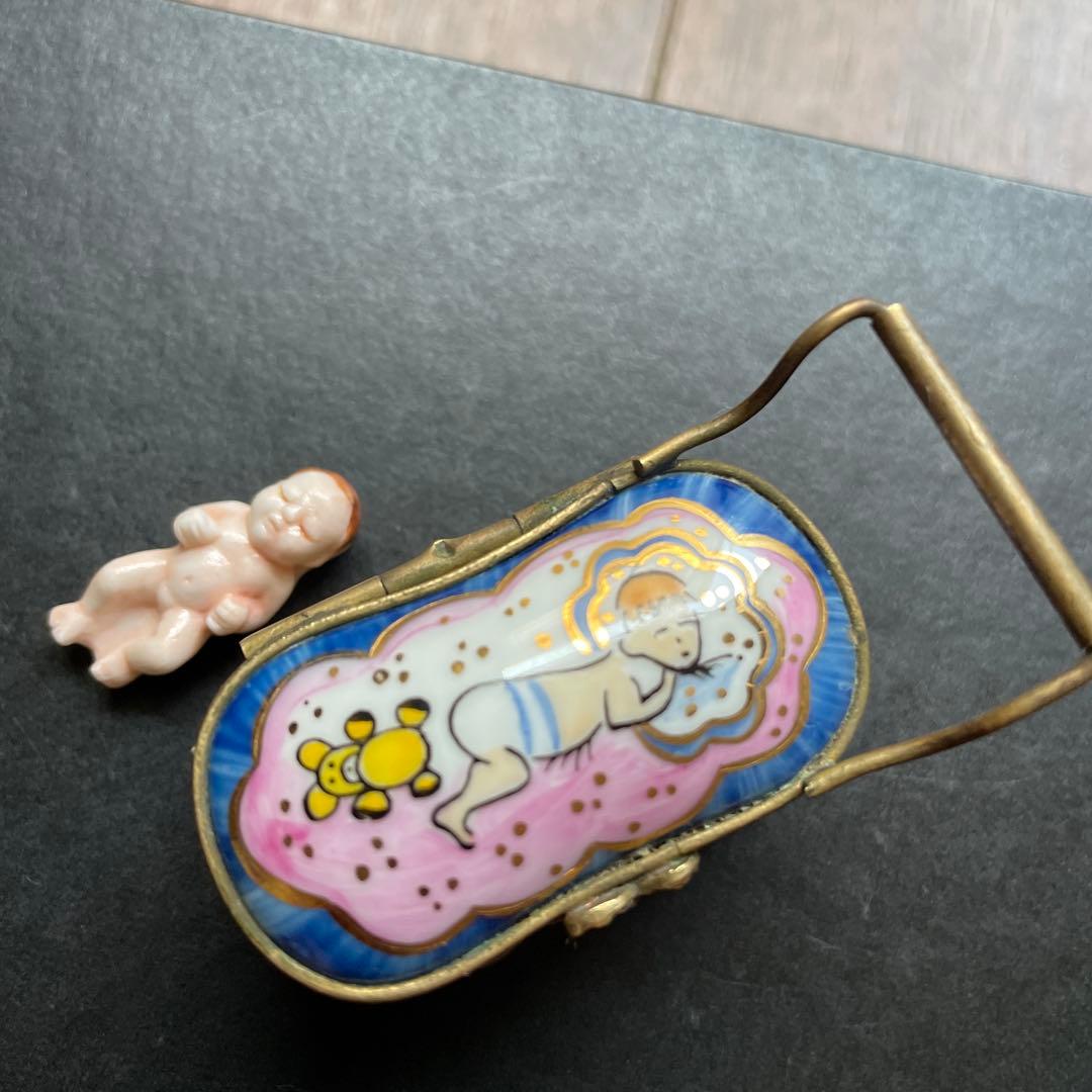 レア　リモージュ　ボックス　ピルケース　可愛いベビーカー