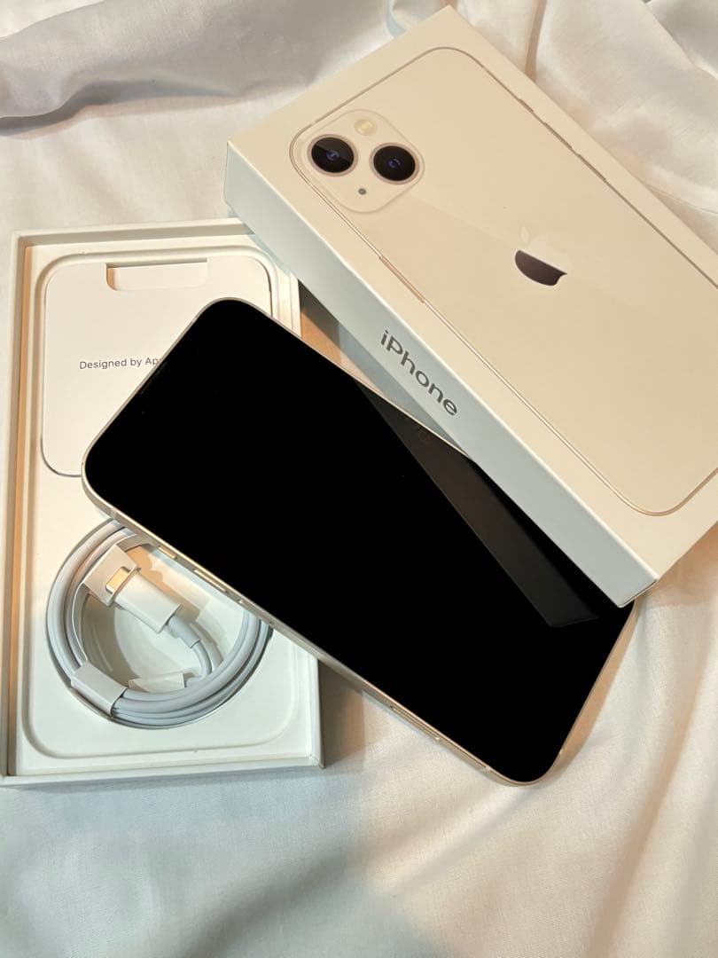 Apple iPhone 13 本体　容量128