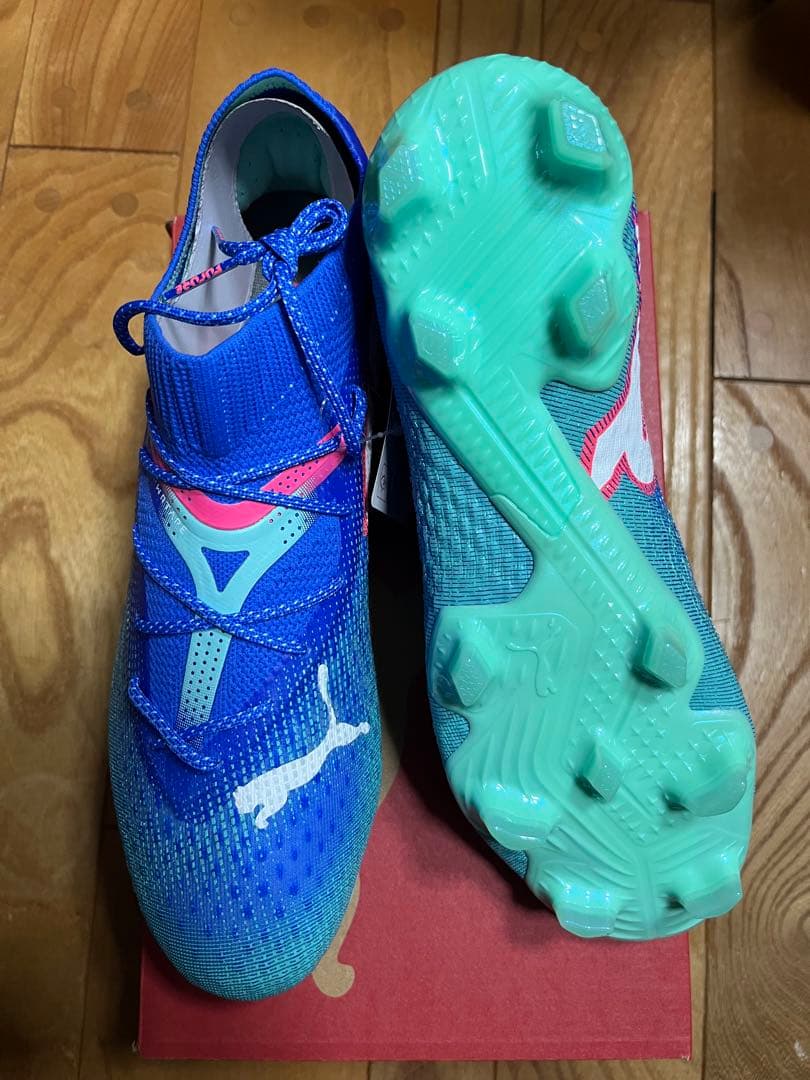 新品　大特価　プーマ　フューチャー 7 アルティメット FG AG 25cm B