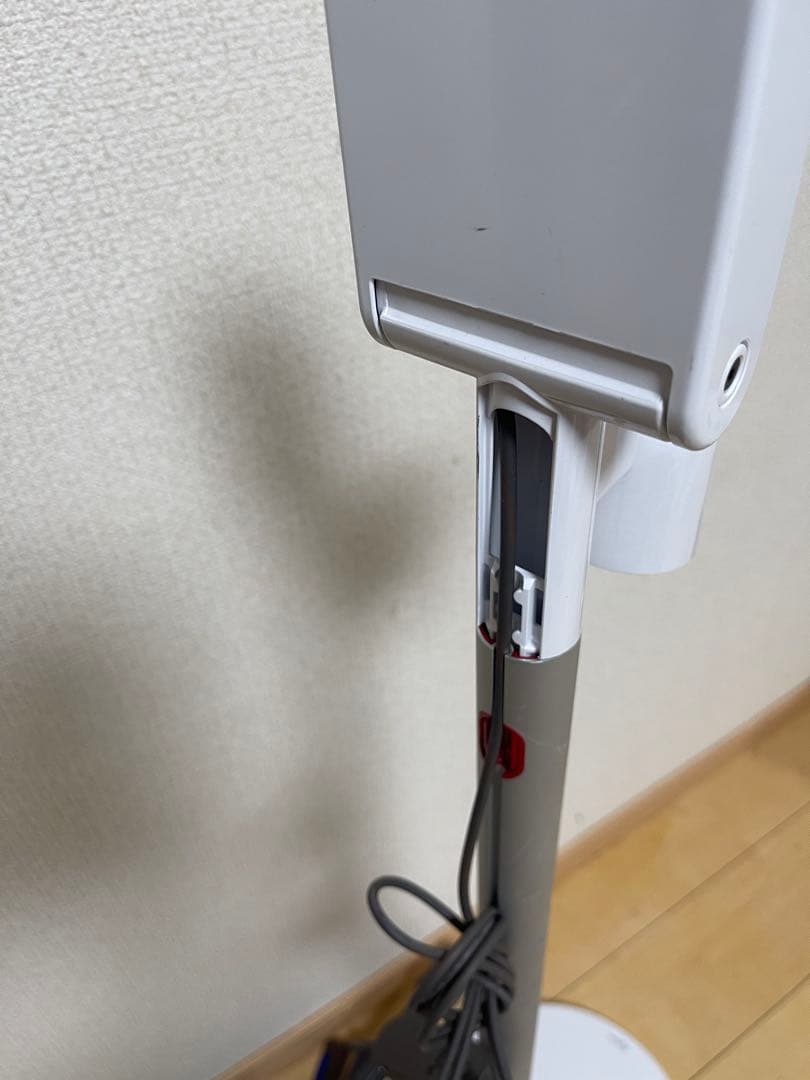 【美品】Dyson V12 SV20 Detect Slim コードレス掃除機