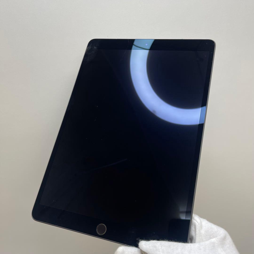 iPad Air 第3世代 64GB Wi-fi + Cellular 86%