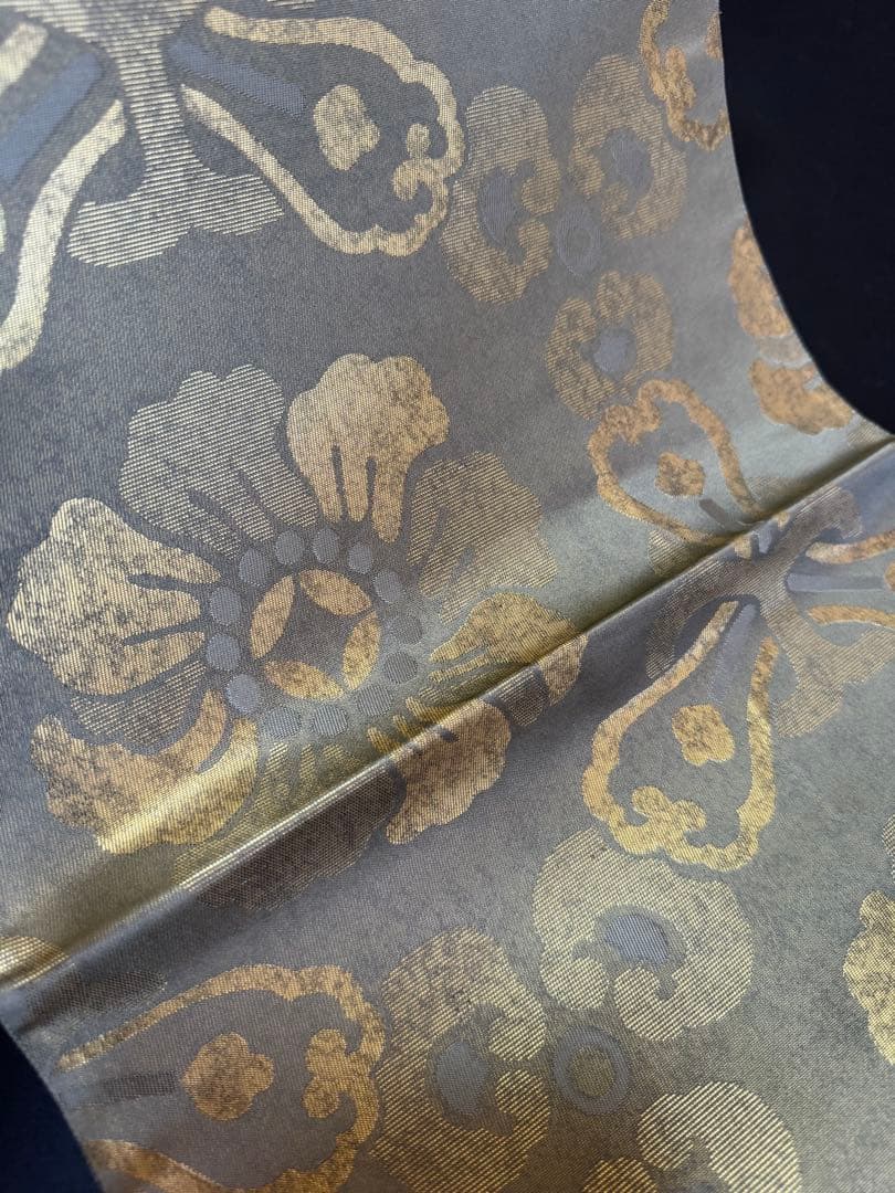 【極美品】伝統工芸士「内田弘基氏作」経糸4600本織「牡丹文様」オリーブ色