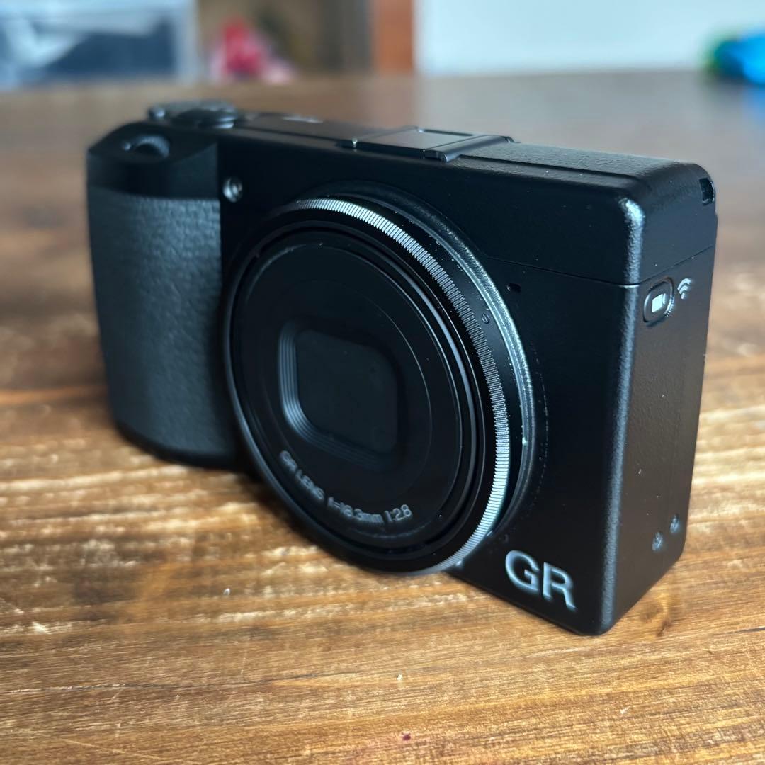 RICOH GR III シャッター214回