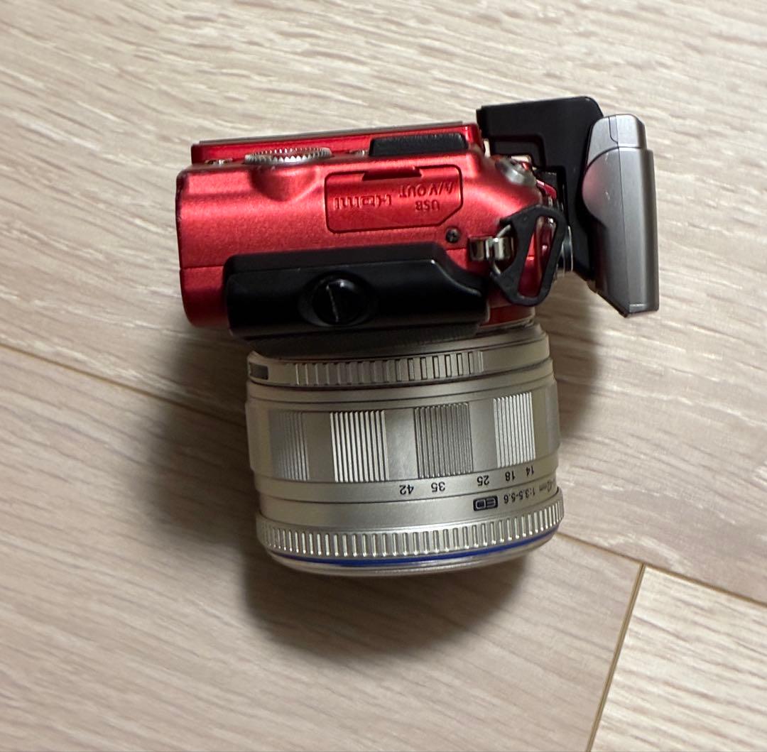 PEN E-PL6 ミラーレス一眼 レッド 標準レンズ・ストロボ付セット