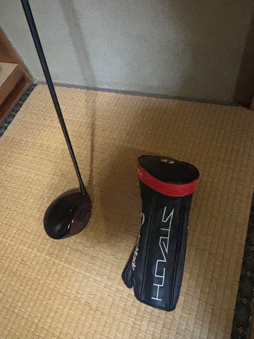 ★値下げ★テーラーメイド　ステルスドライバー10.5° シャフト・ヘッドカバー付