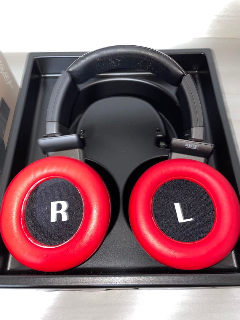 ペルソナ5 佐倉双葉 ワイヤレスヘッドホン AKG K845BT