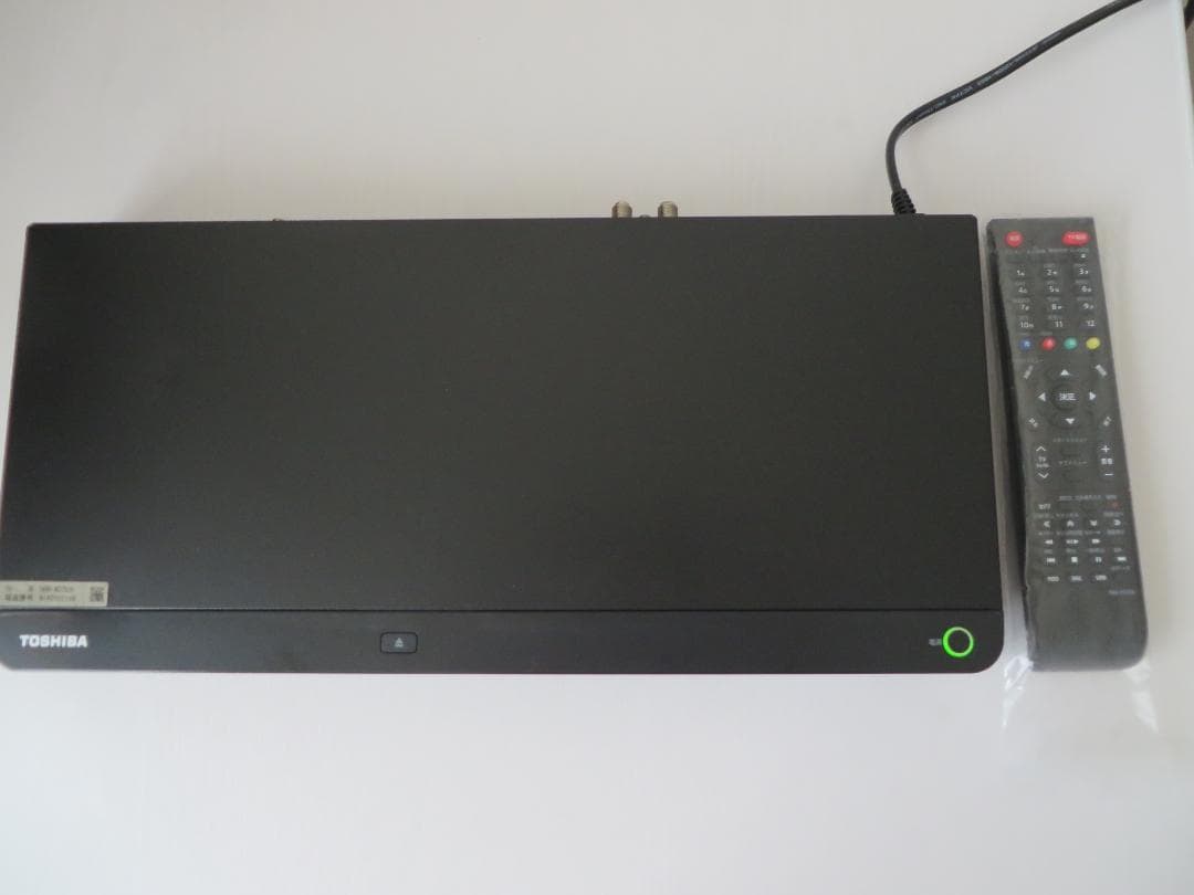 東芝ブルーレイレコーダー DBR-W2009　２番組　２TB　2020年製