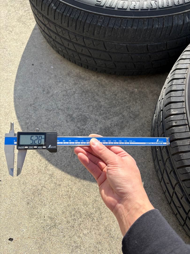 最終価格MKW MK-36 215/70R16 バリ山 デリカD5