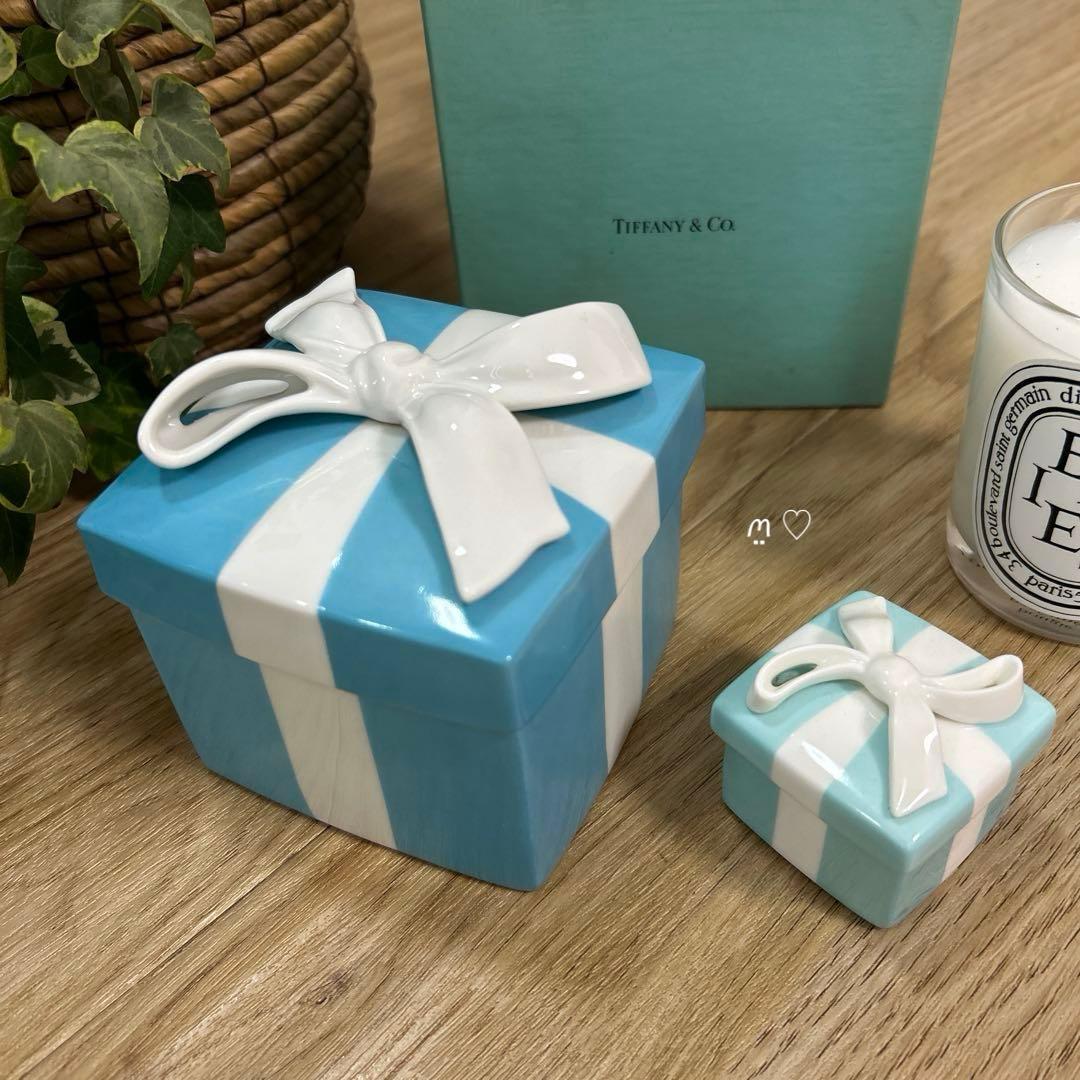 新品ティファニー　ブルーボウボックス　ミニ　プレゼントリボン小物入れ　インテリア