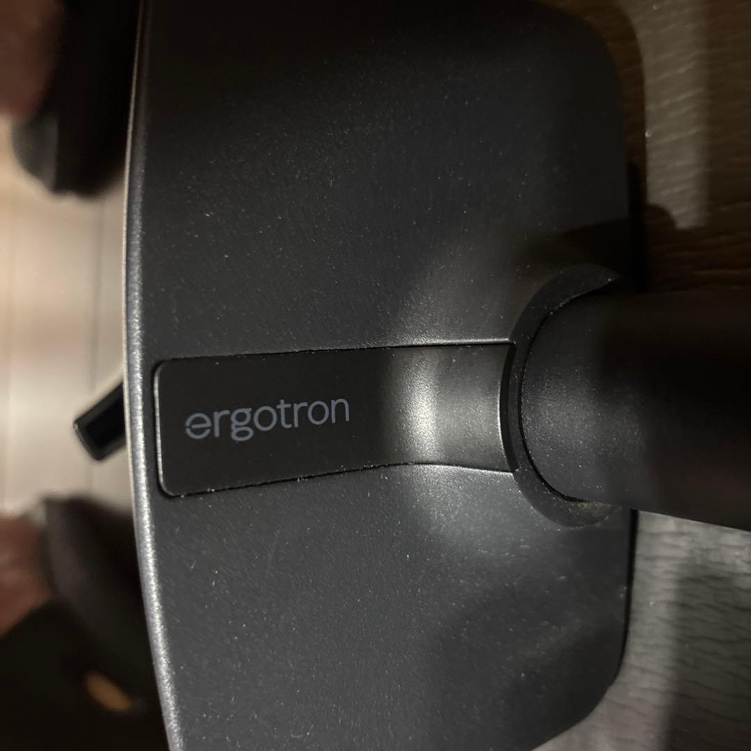 Dell モニター 本体 Ergotronスタンド付き