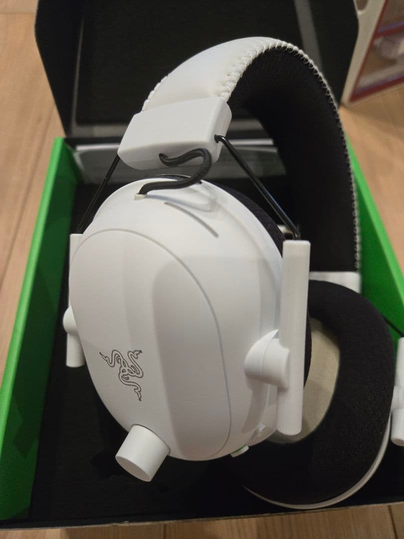 Razer BLACKSHARK V2 PRO ホワイト