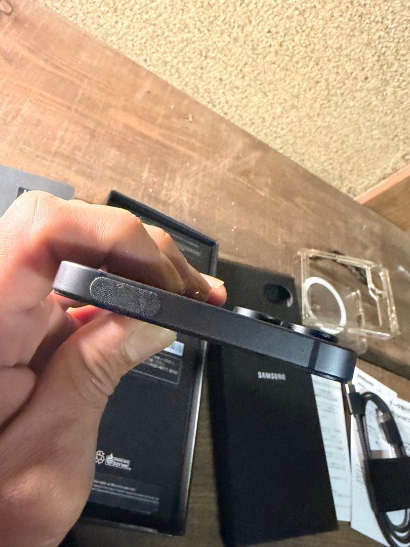 Samsung Galaxy Z Flip6 256GB スペシャルカーボン