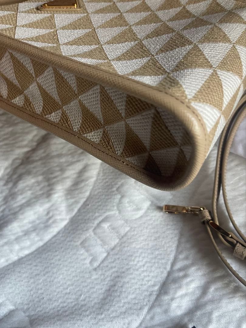 美品♡ プラダ シンボル エンブロイダリーファブリック ミニバッグ