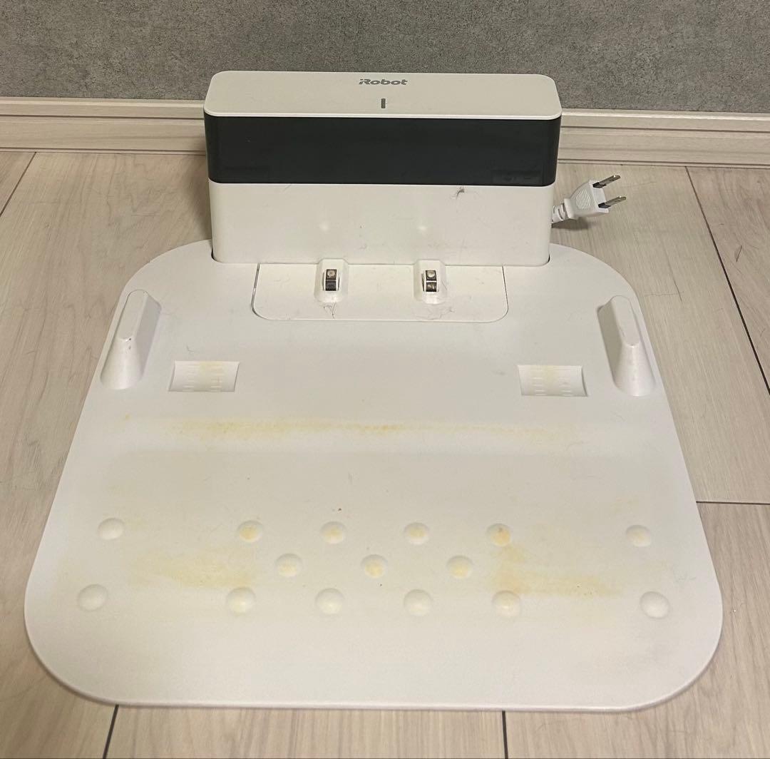 iRobot ルンバ i7+・ブラーバ m6・クリーンベース＋消耗品多数