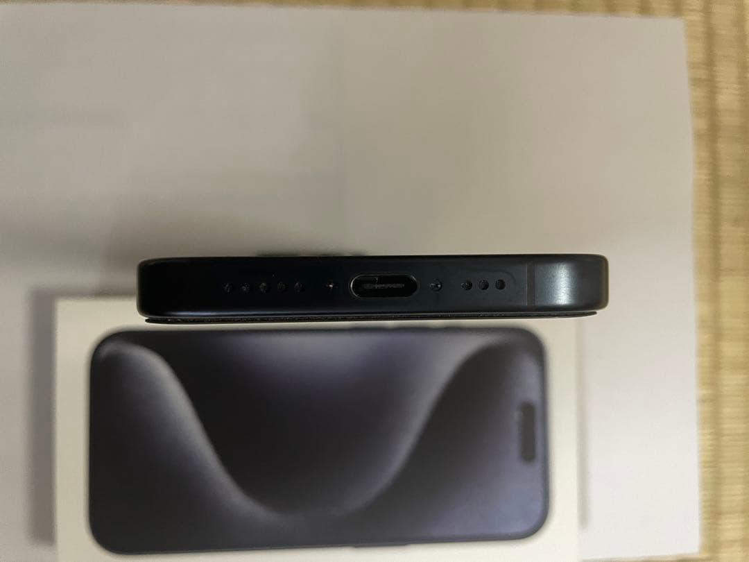 iPhone 15 Pro 128GB バッテリー86% SIMフリー