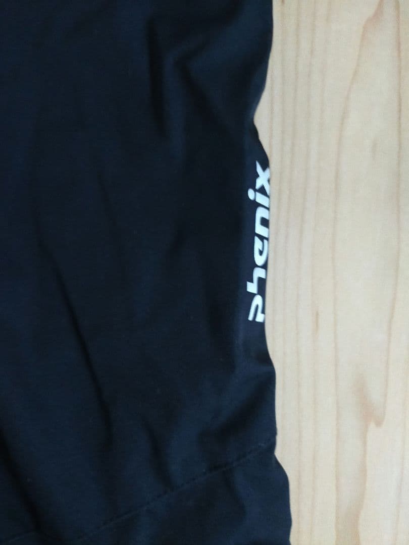 美品　Phenix ブラック　スキーウエア　sizeМ　使用3回以下