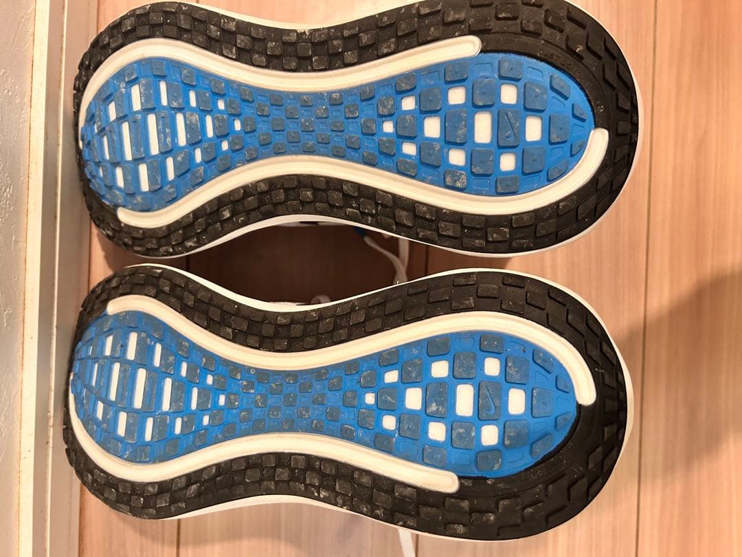 ナイキ ボメロプラス 26.5cm