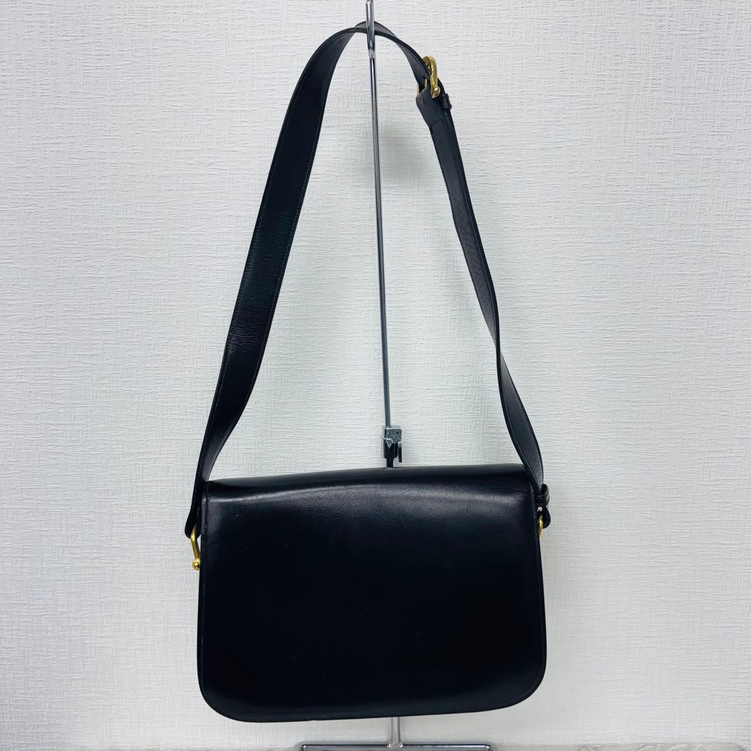 ✨CELINE✨セリーヌ✨馬車金具✨レザー✨ショルダーバッグ✨