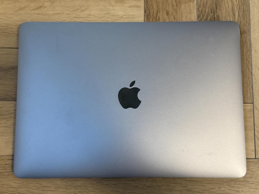 [箱付]13インチMacBook Pro 2022 M2/8GB/256GB