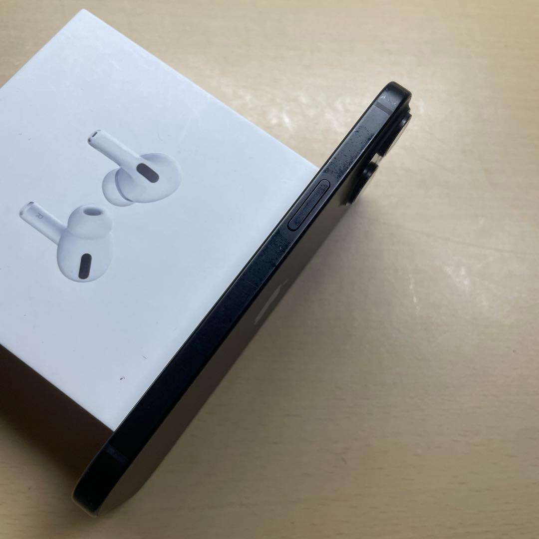 iPhone15 256GB SIMフリー　割れなし　バッテリー最大容量80%