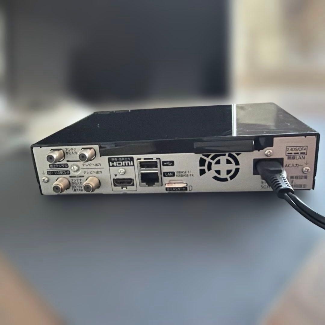 Panasonic VIERA UN-19F5D 19インチ