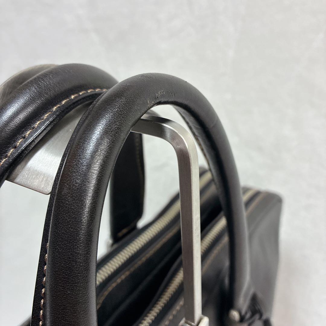 美品　ウルティマトーキョー ビジネスバッグ 2way ブリーフケース 3層 本革