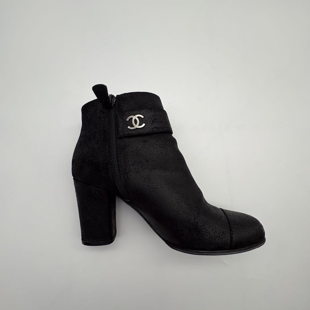 あっつー定番CHANEL シャネル　スエード　ヌバックレザー ブラック