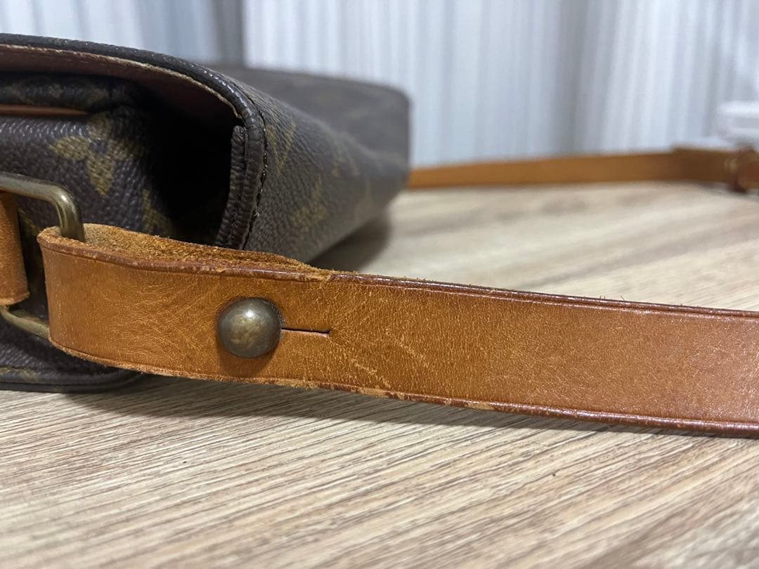 ルイヴィトン　ショルダーバッグ