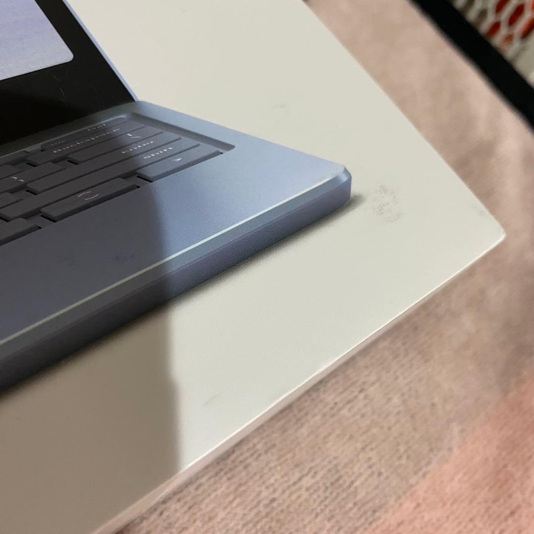 Microsoft Surface Laptop Go アイスブルー THJ-…