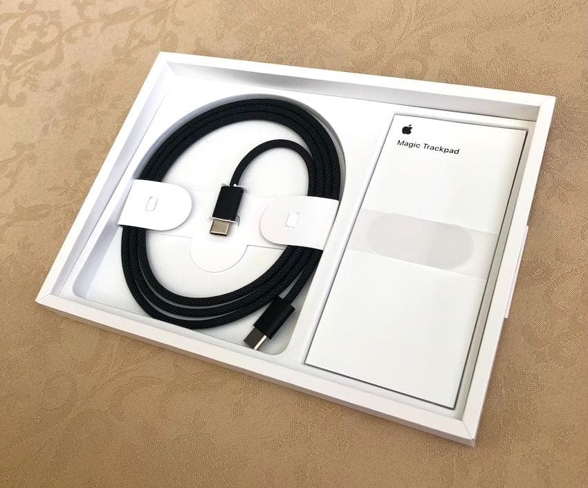 新品｜USB-C｜最新｜ブラック｜Apple Magic Trackpad 4