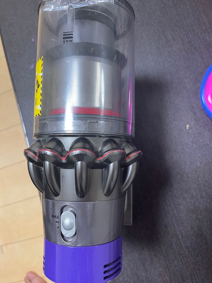 【美品】ダイソン dyson V10 SV12　純正フロアドック付
