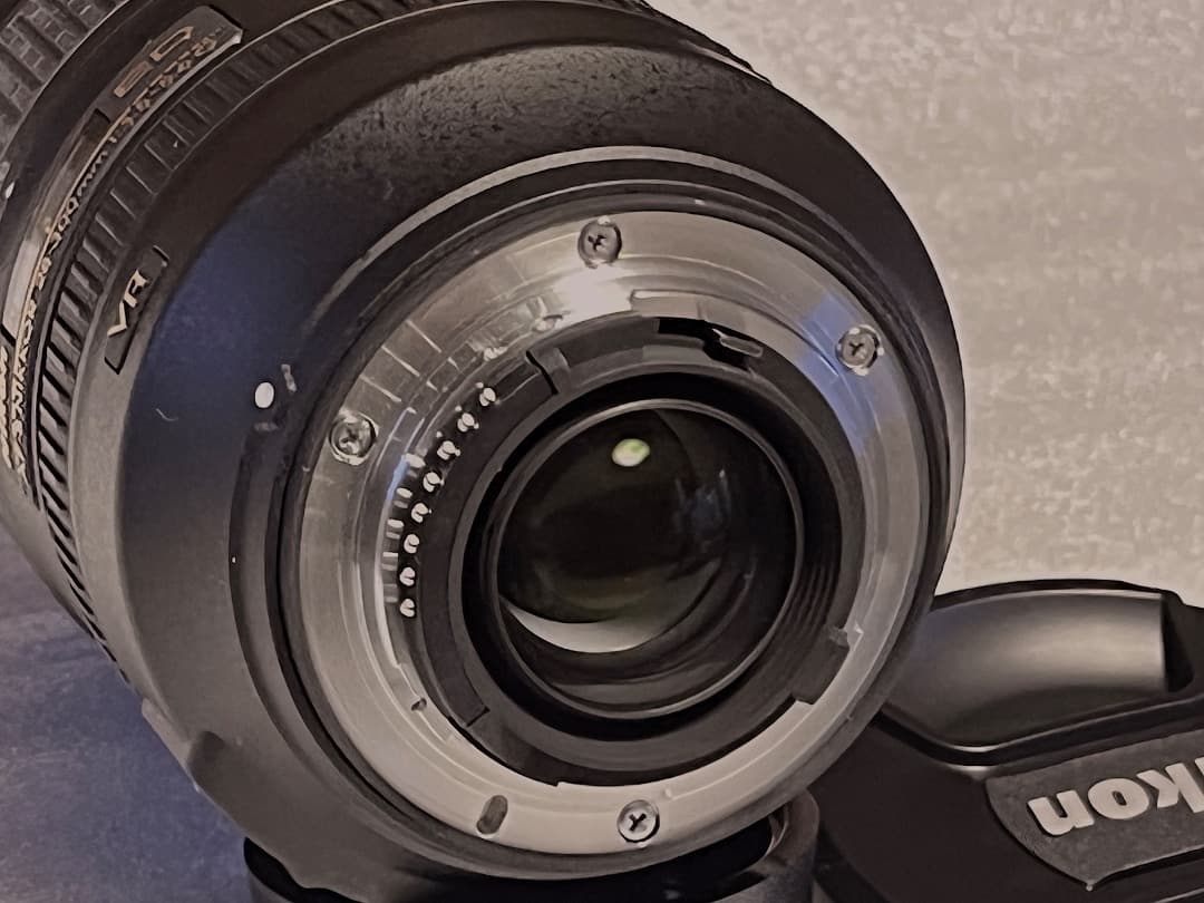 新品 Nikkor AF-S 28-300mm f/3.5-5.6G ED VR