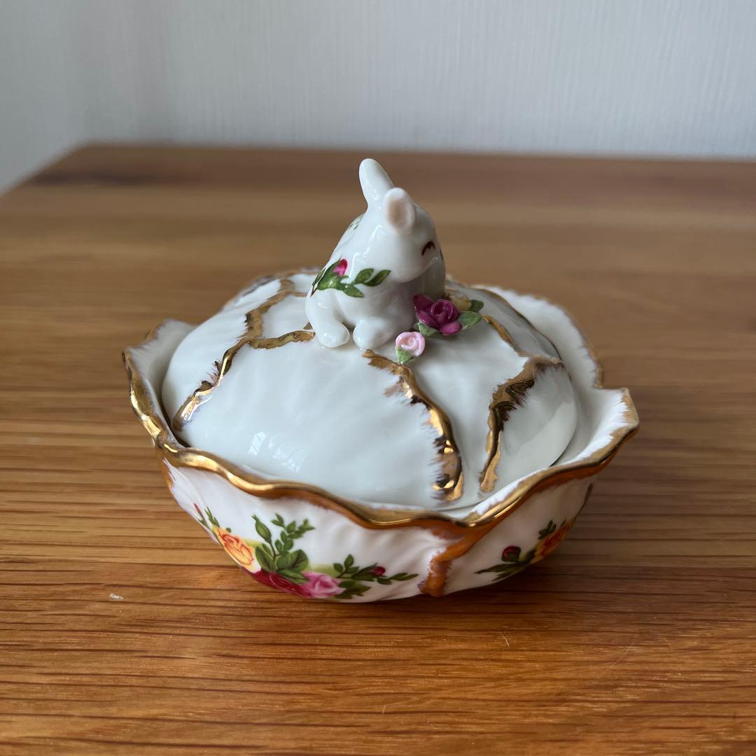 ロイヤルアルバート　バニー　トリンケット