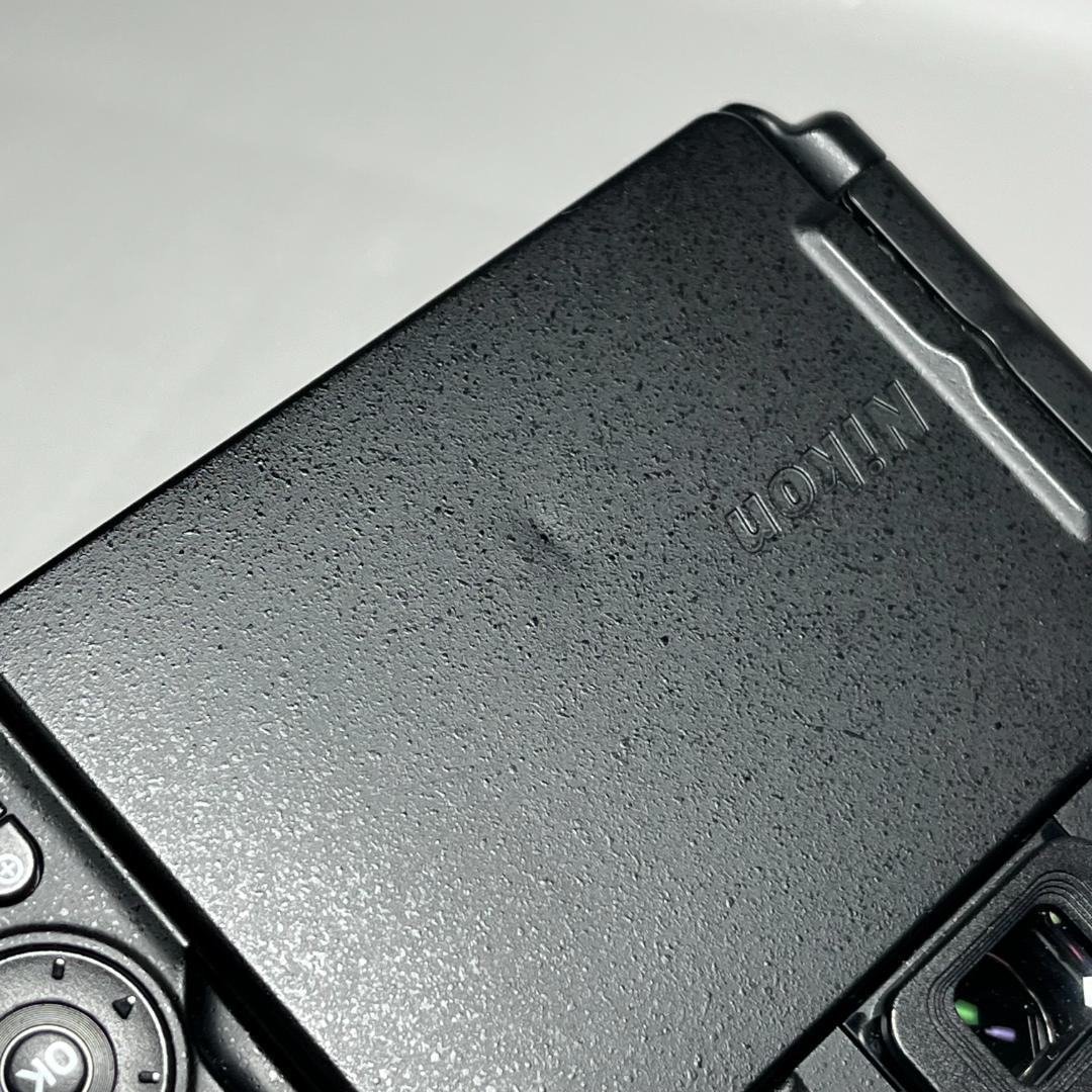 Nikon D5600 レンズキット AF-P 18-55 VR