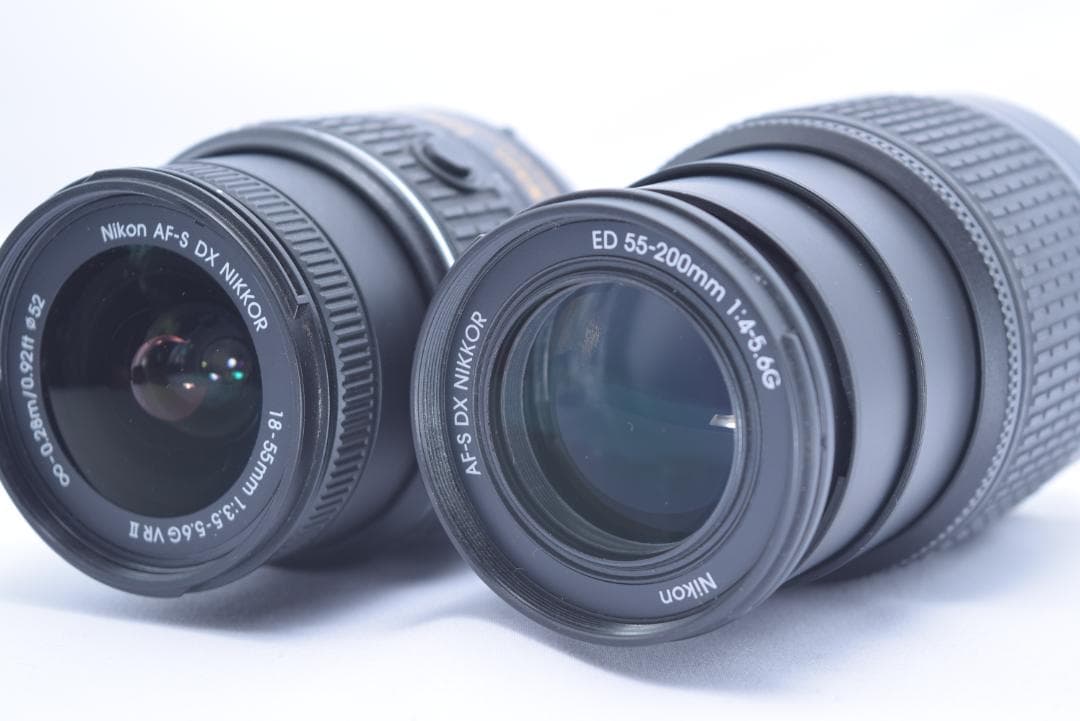 Nikon D5300　一眼レフカメラ　シャッタ数約500回　おまけ多数