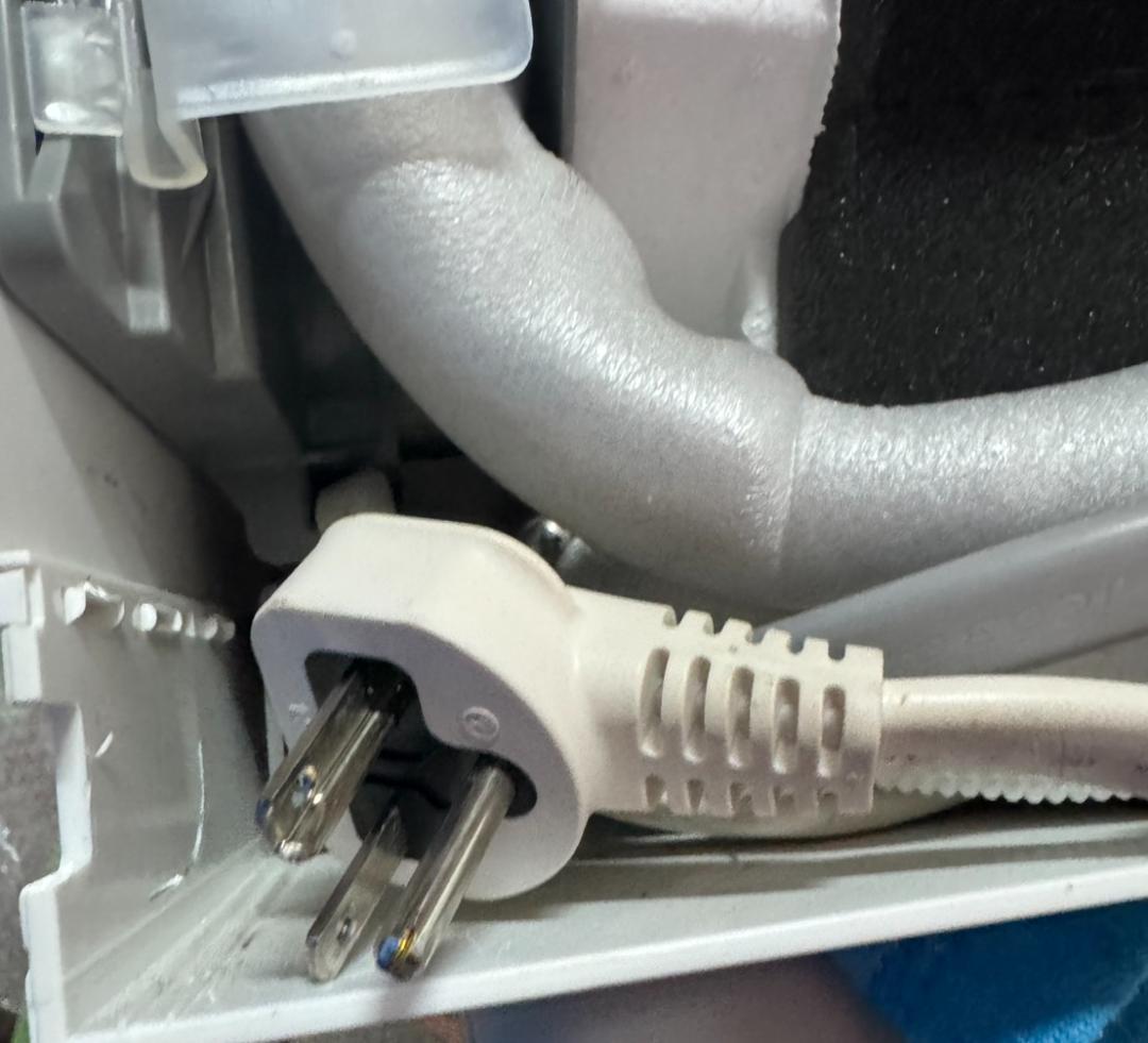 東芝　ルームエアコン　RAS-K562DX(W) 2024年製 200V 18畳