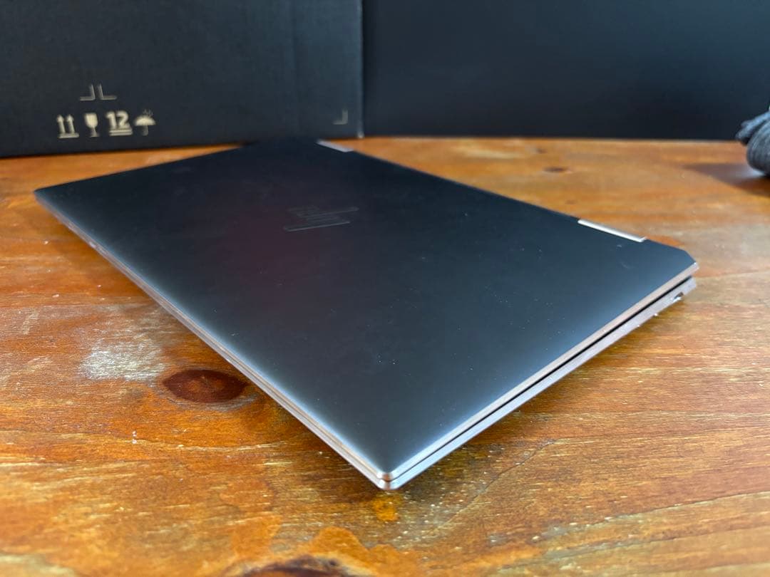 HP Spectre x360 13.3インチ core i7 メモリ32gb