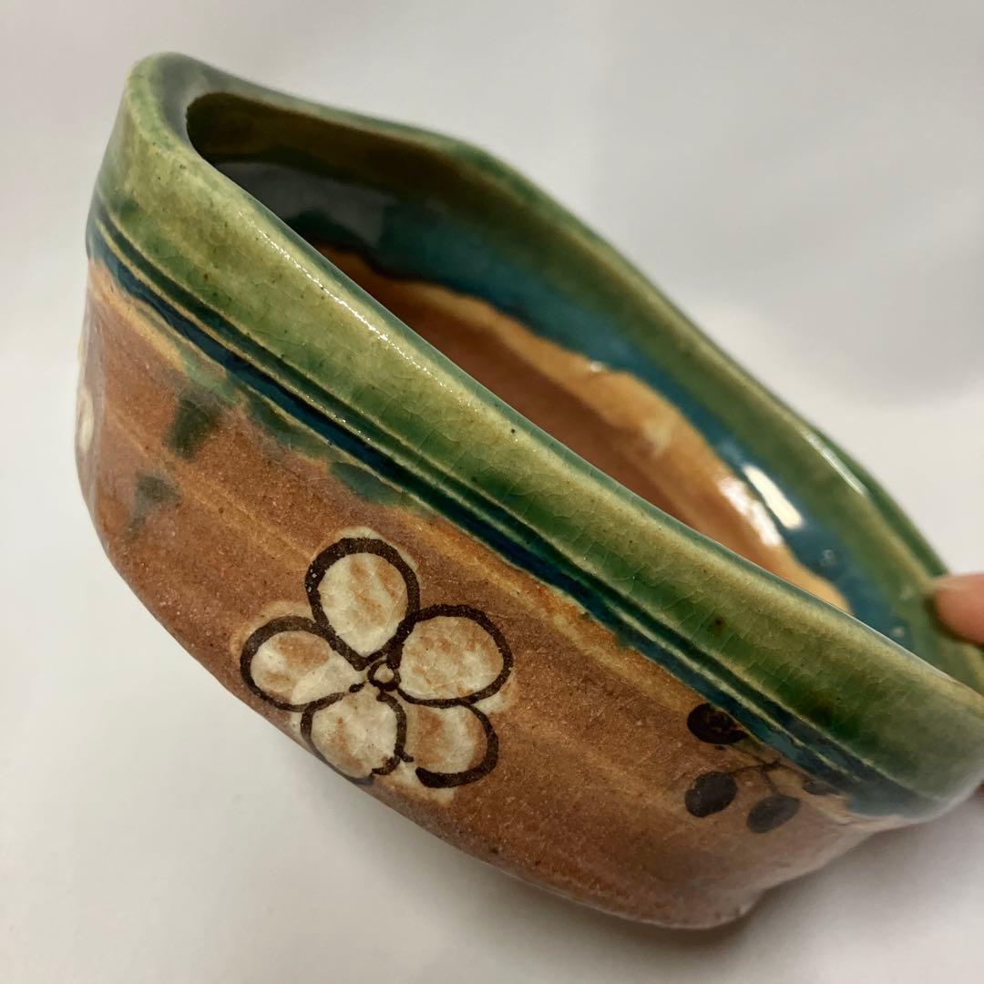 新品　織部焼　不二窯　和子造　抹茶茶椀　茶盌　花柄