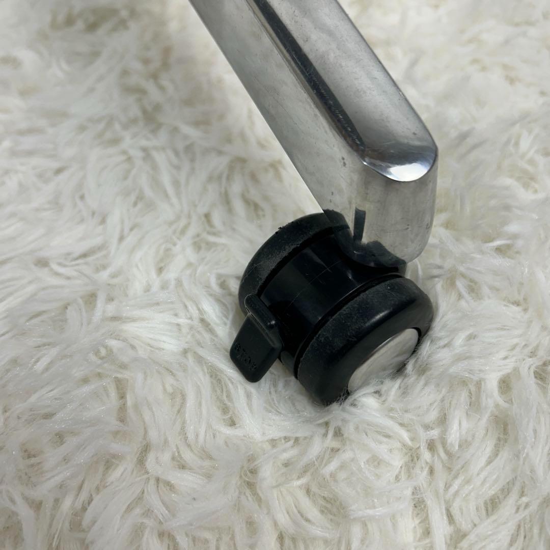 【極美品】オカムラ　昇降テーブル　手動昇降デスク　ライズフィットⅢ　そら豆形