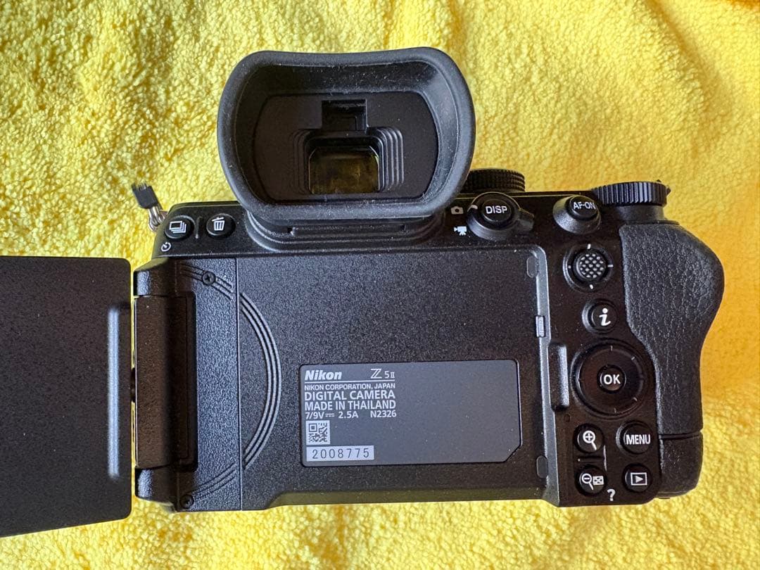 【極上品】Nikon (ニコン) Z5II 24-50 レンズキット元箱備品多数