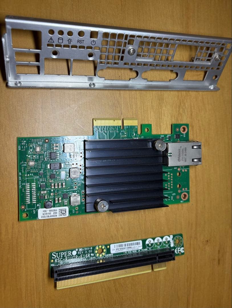 Intel Ethernet X550-T1 10GbE LANカード