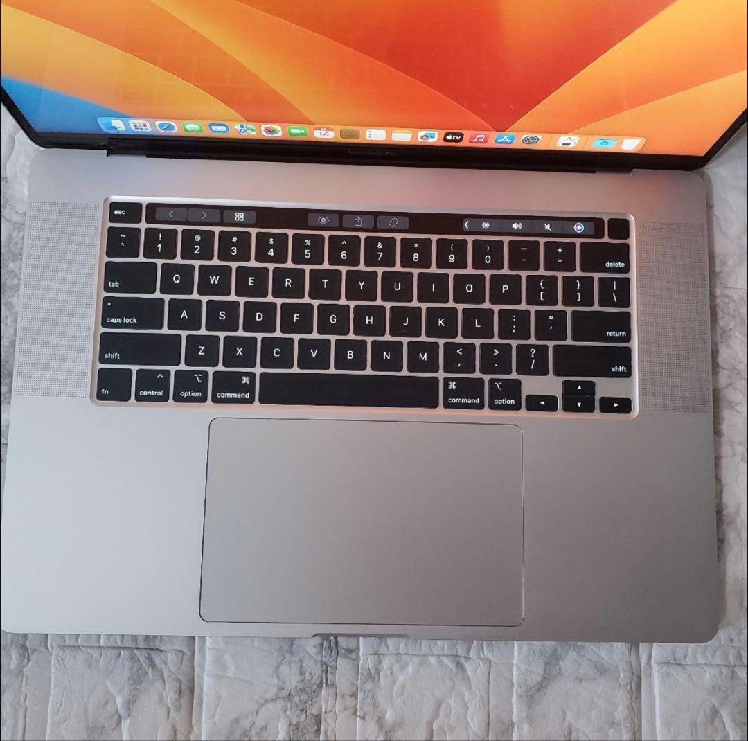 MacBookPro 16インチ2019 i7 16GB 512GB バッグ付き