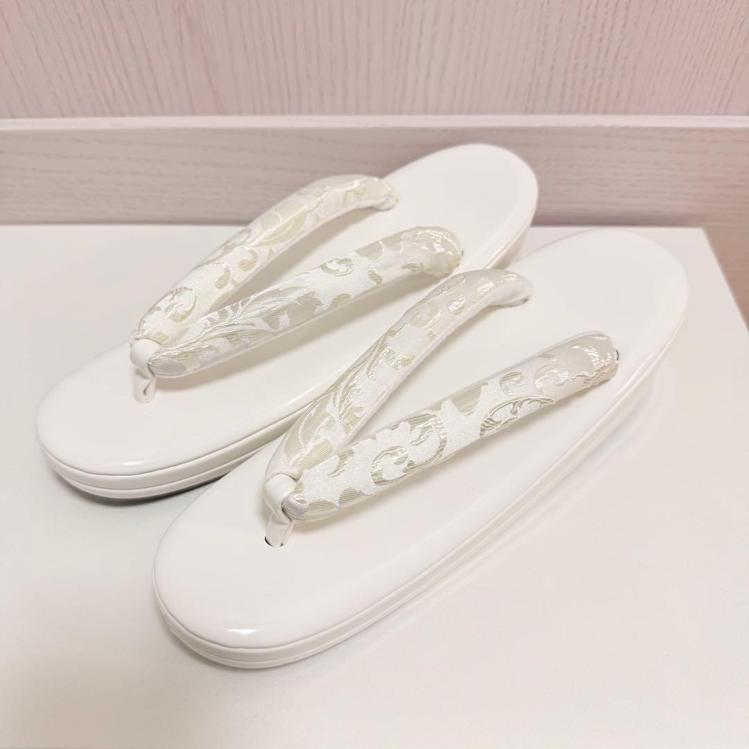 美品■振袖 着物 草履バッグセット■パールビーズ 白