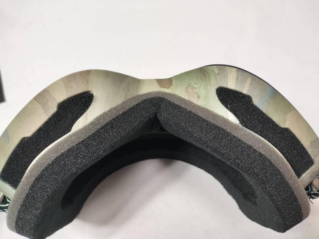 最上位モデル　ボルコム　　オデッセイ スノーゴーグル カモ　マグネット式