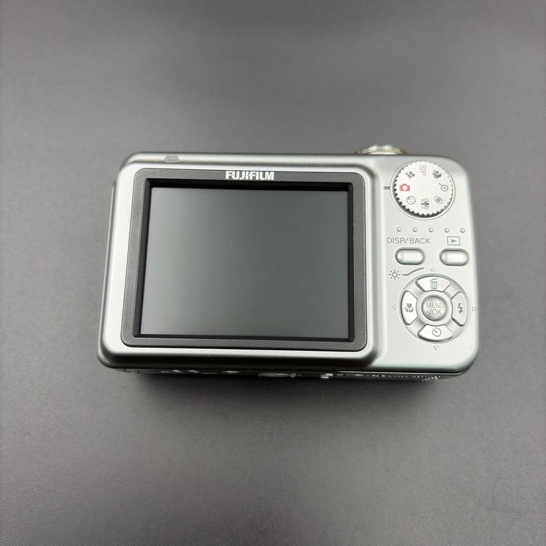 FUJIFILM FinePix A900 シルバー デジタルカメラ 電池駆動